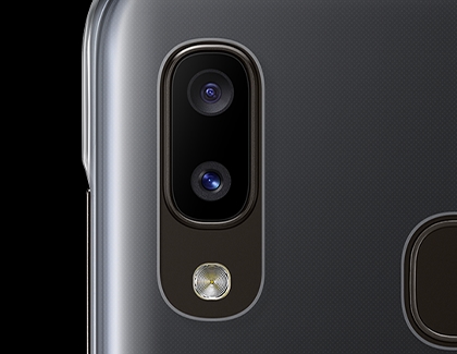 The dual camera on the back of the A20