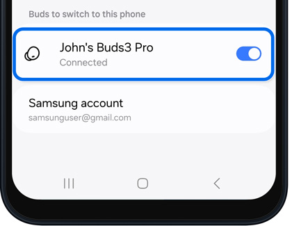 Galaxy Buds selected in the Auto switch buds Settings menu on a Galaxy phone.