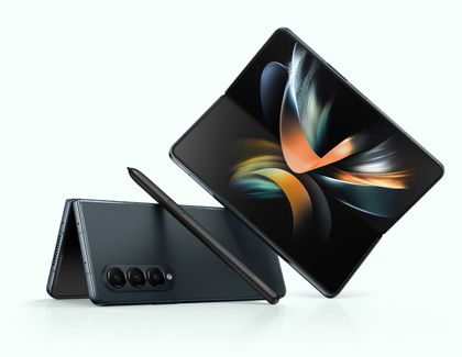 Half folded and opened Galaxy Z Fold4 products