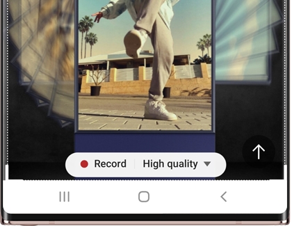 Record and High quality options displayed on a Galaxy phone