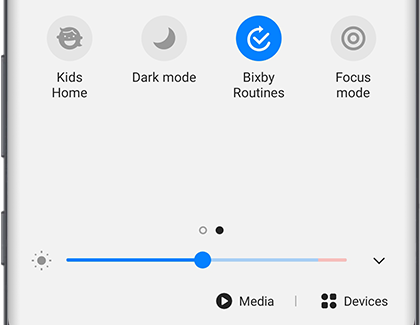 The Quick settings panel opened with Dark mode displaying