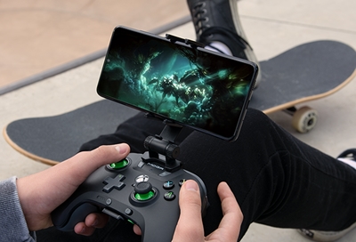 Gaming on Note20 with Controller