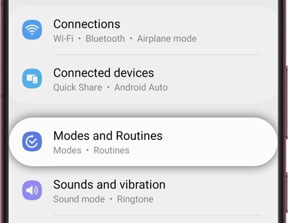 Bixby Routines switched on and highlighted in the Advanced features menu