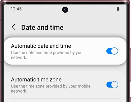 Automatic date and time switched on with a Galaxy phone