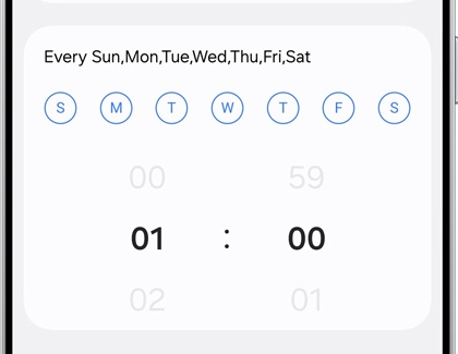 Galaxy S25 Ultra Digital Wellbeing settings showing an app timer set for 1 hour every day of the week.