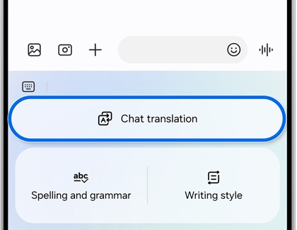 Chat translation button highlighted in a chat conversation
