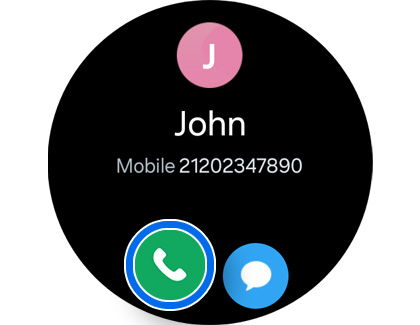Call icon highlighted in the Phone app of the Galaxy Watch