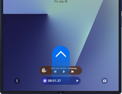 Now bar shown on the Galaxy Z Fold7 lock screen with music and timer widgets.