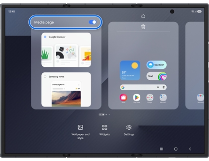 Home screen editing interface on an unfolded Galaxy Z TriFold with the Media page switch highlighted in a blue box.