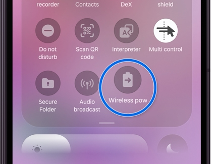 A Galaxy Z Fold8 Ultra showing the quick panel with the Wireless power sharing icon highlighted in a blue circle.