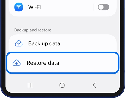 Galaxy phone showing the Restore data option in the Backup and restore settings.