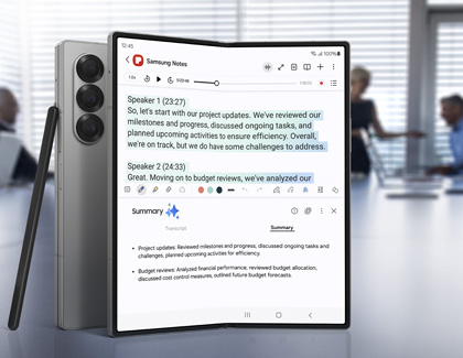 Galaxy Z Fold6 displaying a transcript in the Samsung Notes app