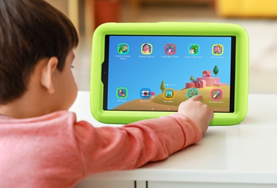 Kid touching Galaxy Tab A7 Lite kids edition screen