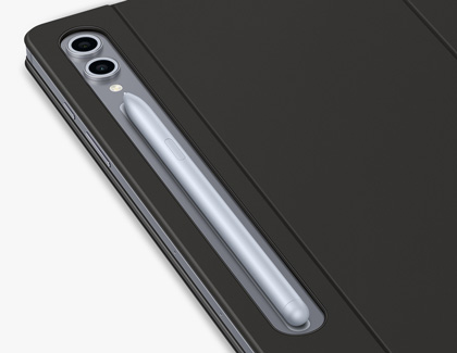 S Pen placed on the back of the Tab S10 Ultra