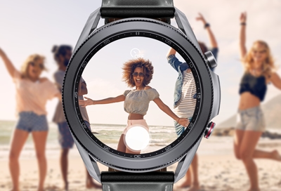 Galaxy Watch3 showing camera with a beautiful scenery