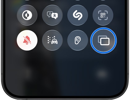 iPhone Quick panel showing the Screen Mirroring icon highlighted.