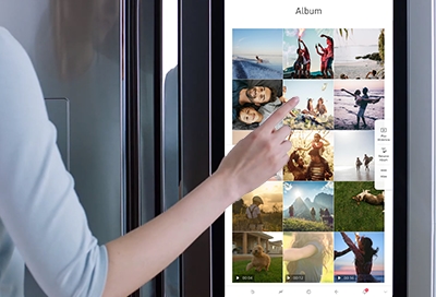 Samsung Fridge showing Picture gallery