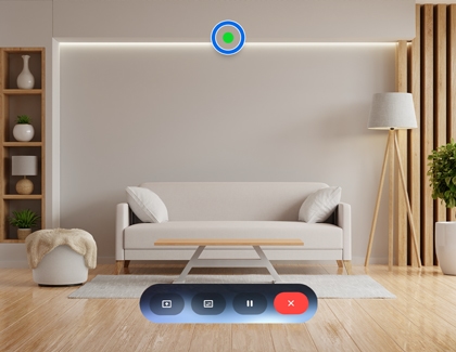 Galaxy XR screen recording interface displayed with the green status dot visible at the top.
