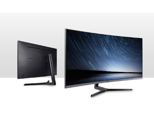 Ultra-Curved Screen Optimizes the Viewing Experience