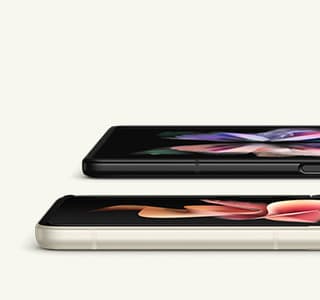 Showroom & Models | Galaxy Z Flip3 5G | Samsung US
